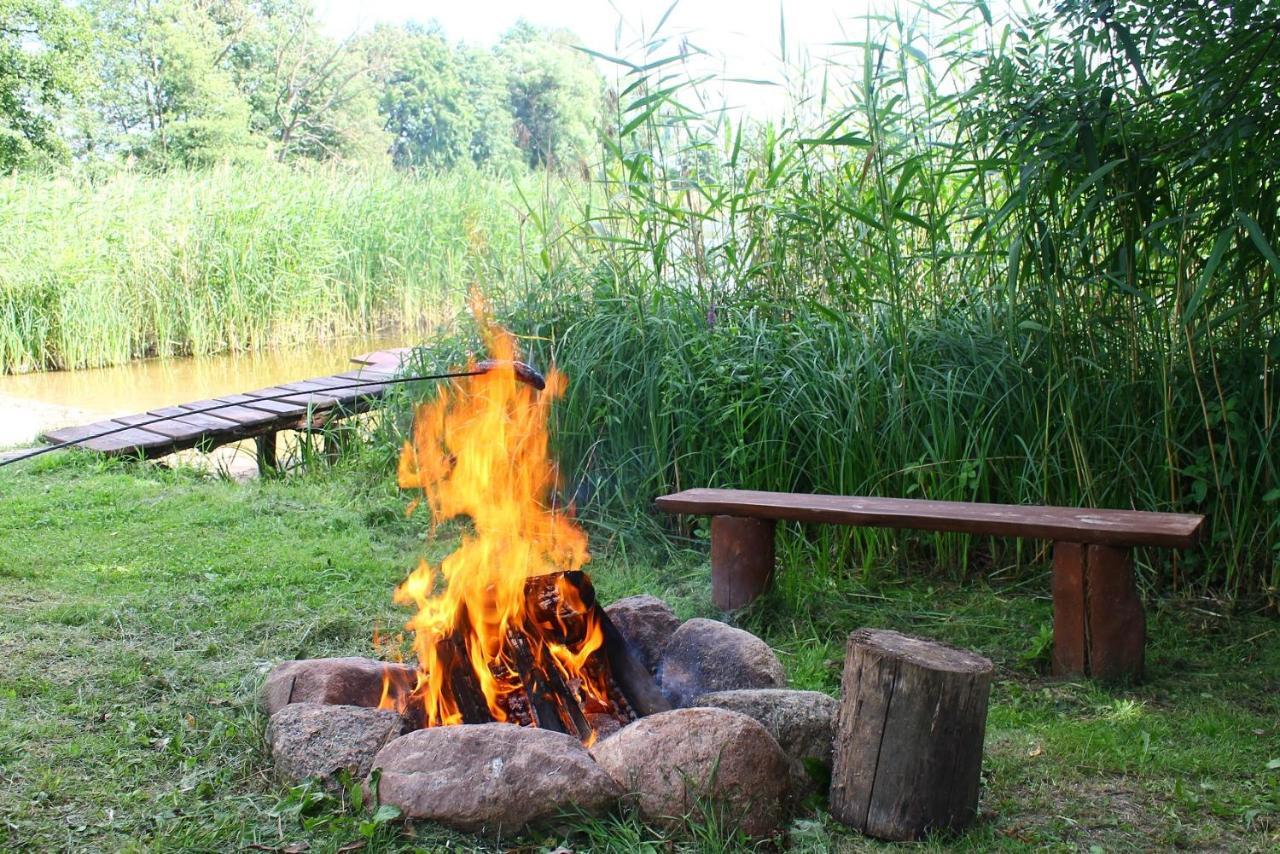 Bajkowe Mazury Domek Holenderski Plaza Lodki Kajaki Wedkowanie Mikołajki エクステリア 写真